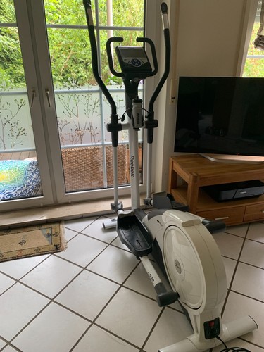 Reebok crosstrainer 7e - crosstrainer, 5.7e